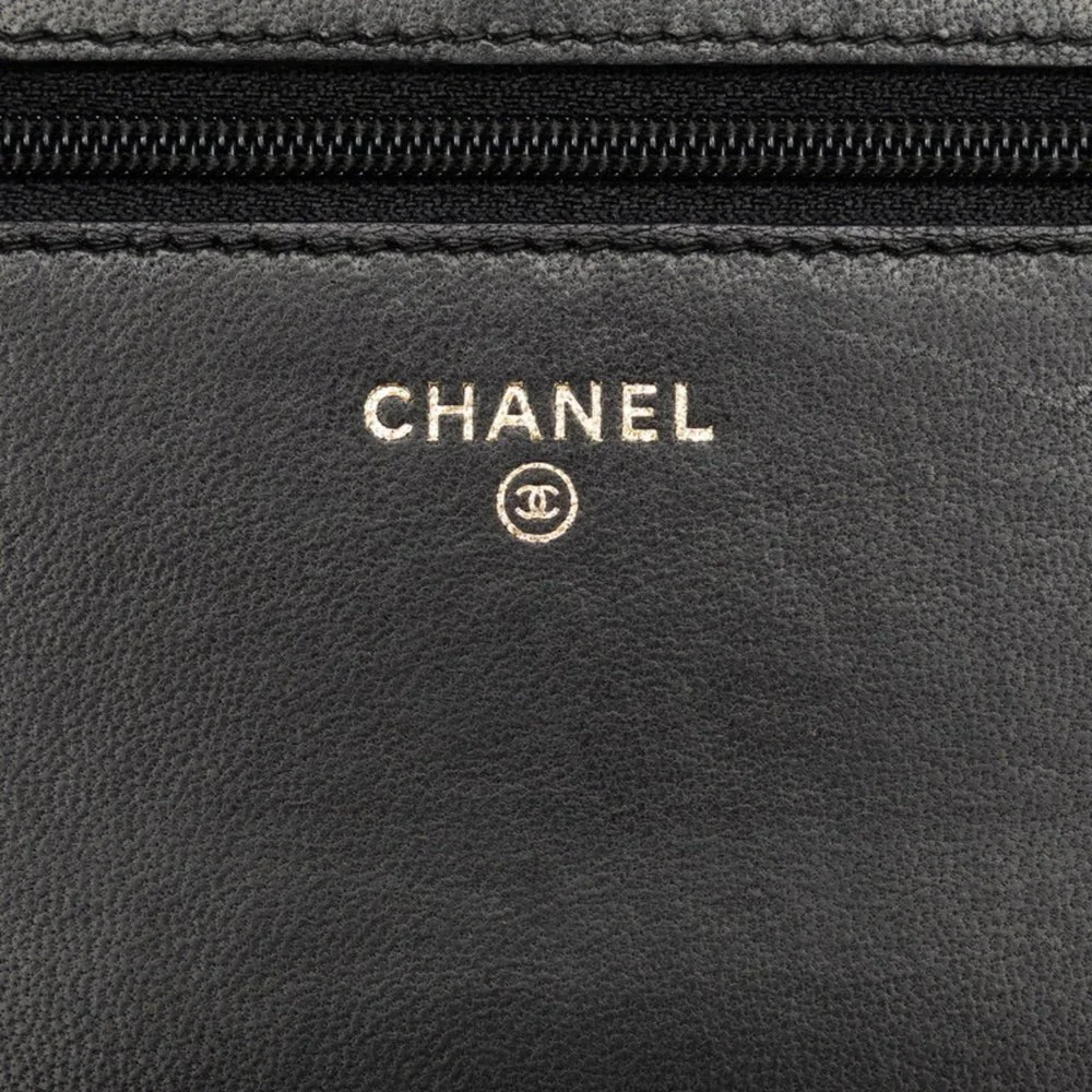 CHANEL Black Wallet